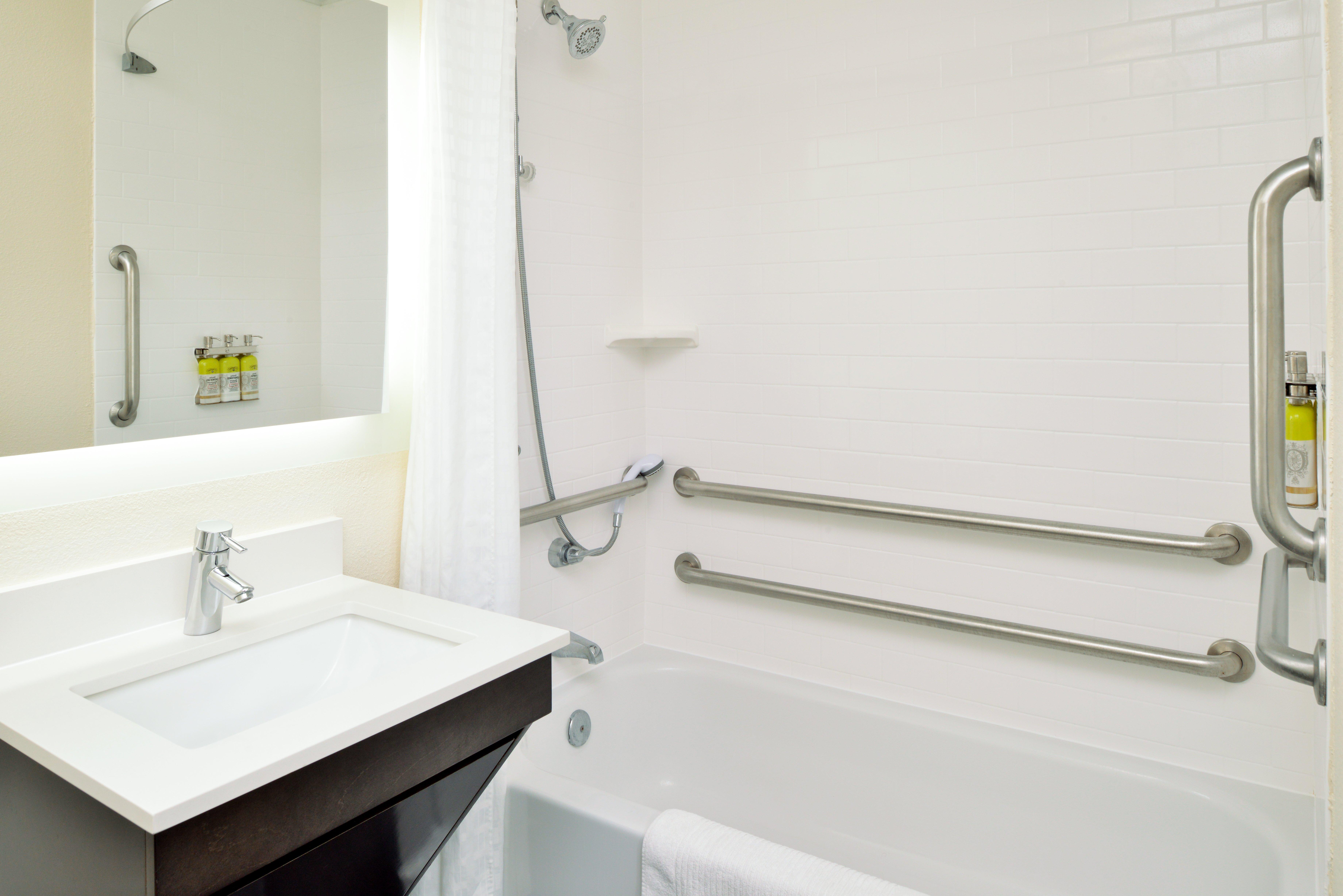 Candlewood Suites Winchester By Ihg Zewnętrze zdjęcie