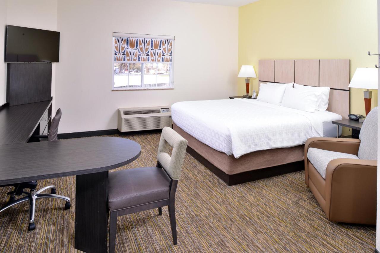 Candlewood Suites Winchester By Ihg Zewnętrze zdjęcie