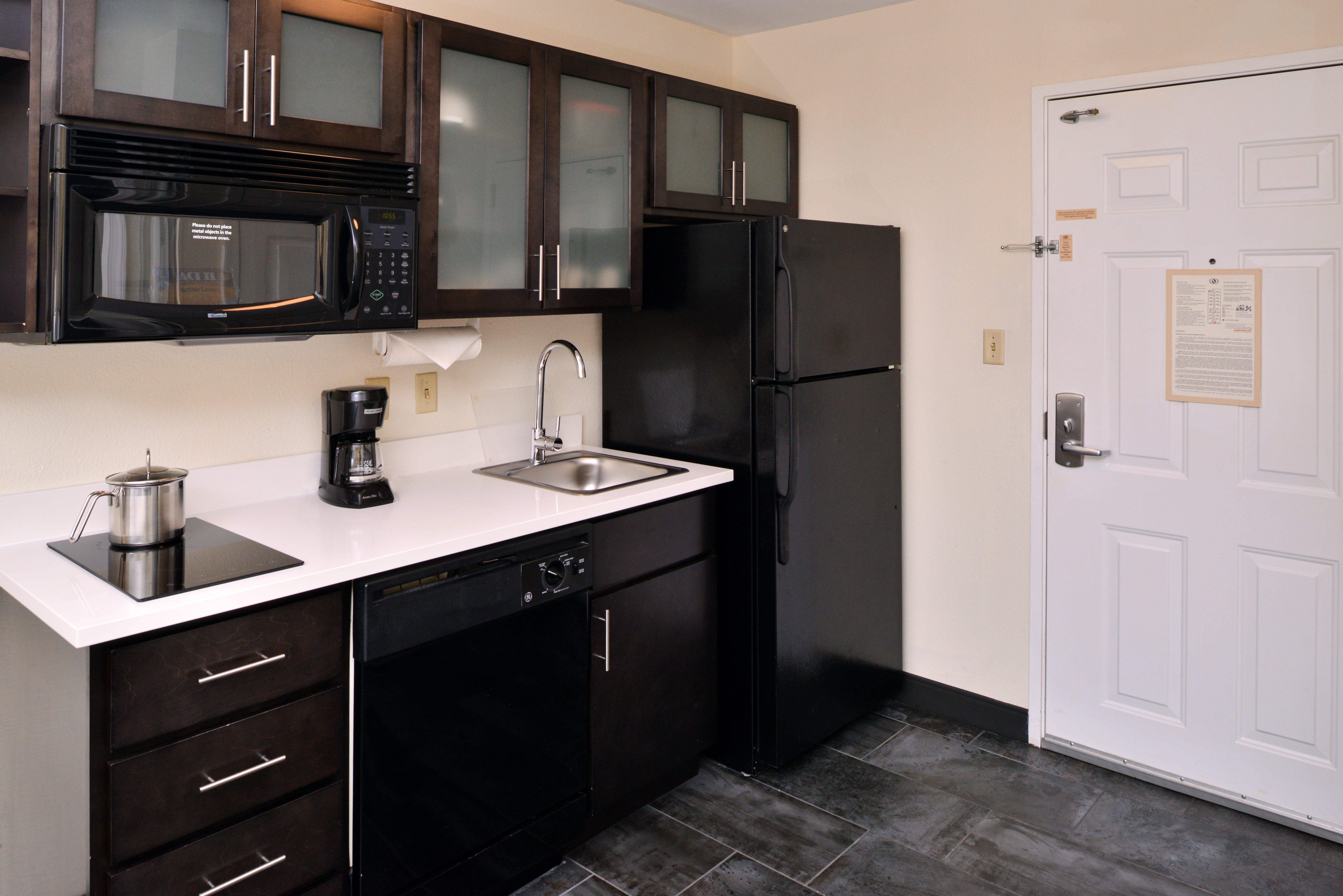 Candlewood Suites Winchester By Ihg Zewnętrze zdjęcie