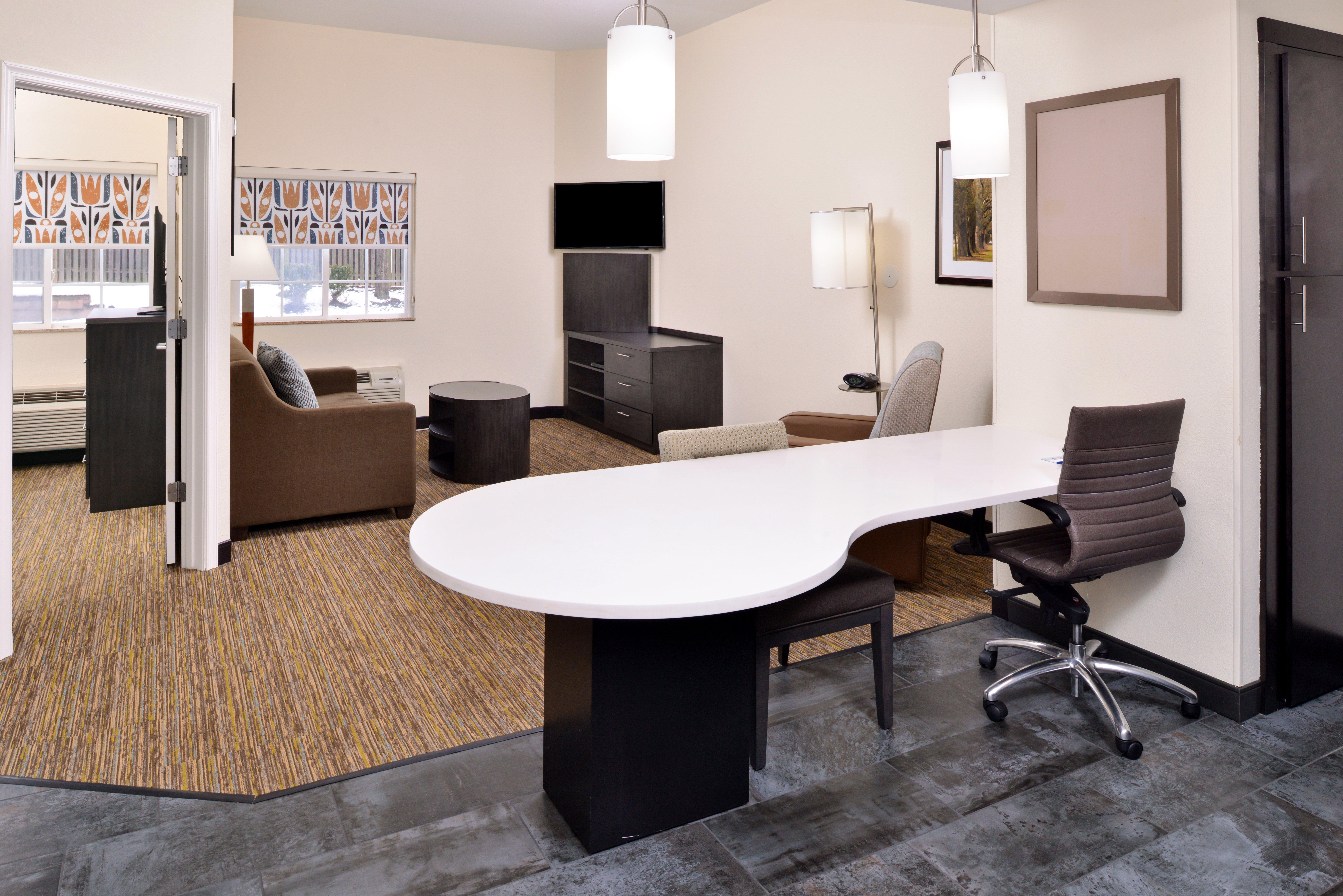 Candlewood Suites Winchester By Ihg Zewnętrze zdjęcie