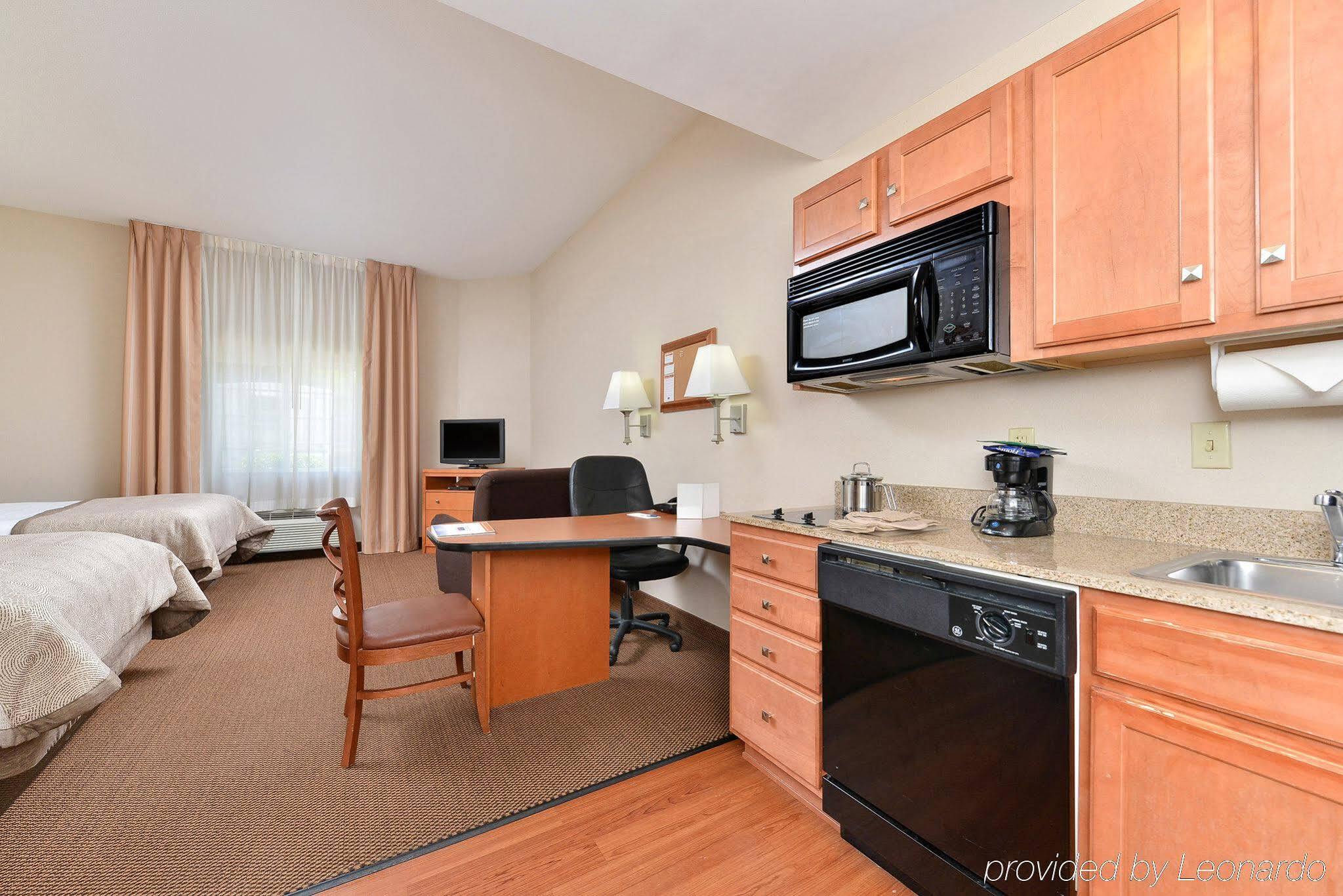 Candlewood Suites Winchester By Ihg Zewnętrze zdjęcie